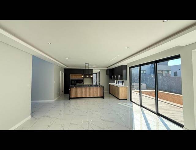 4 BEDROOM HOUSE FOR SALE IN FOUNTAINBROOK ESTATE